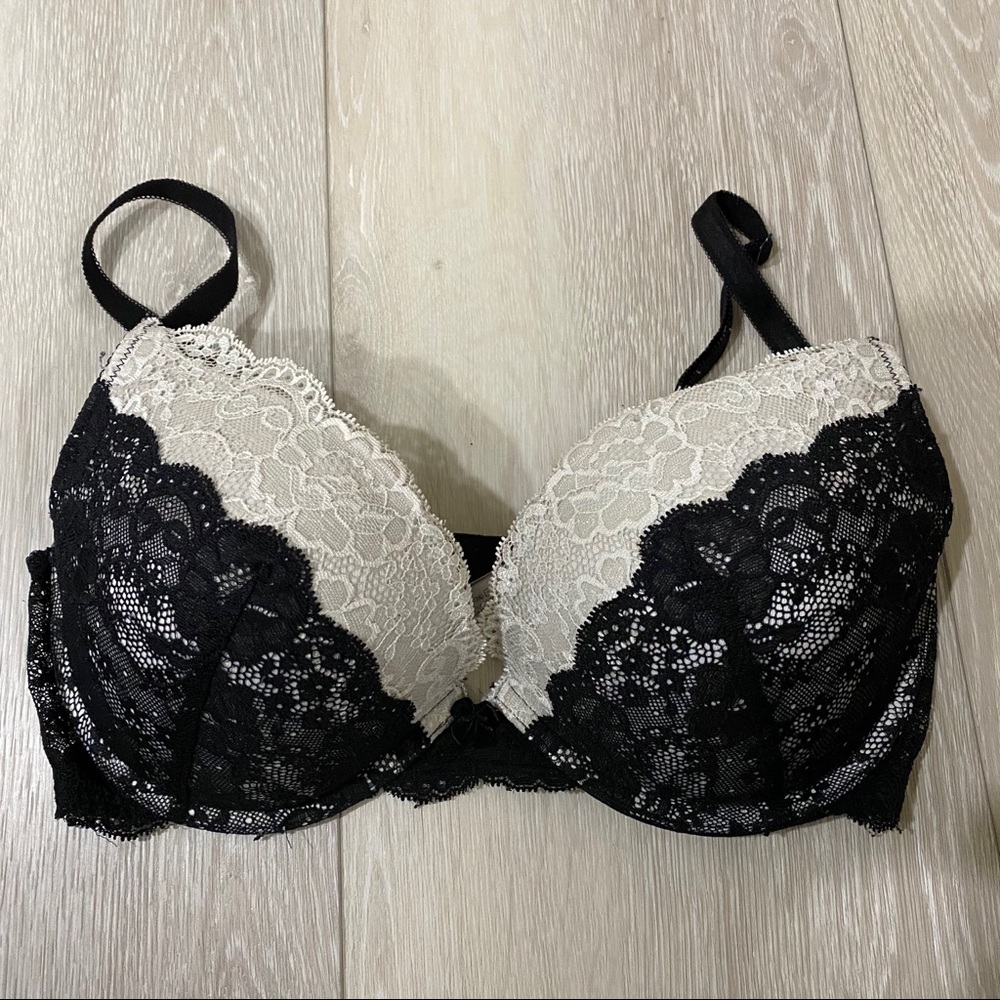 Victoria’s Secret bra